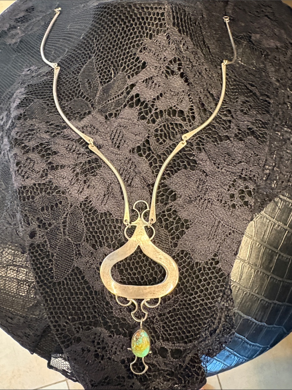 Modern Ss and turquoise necklace